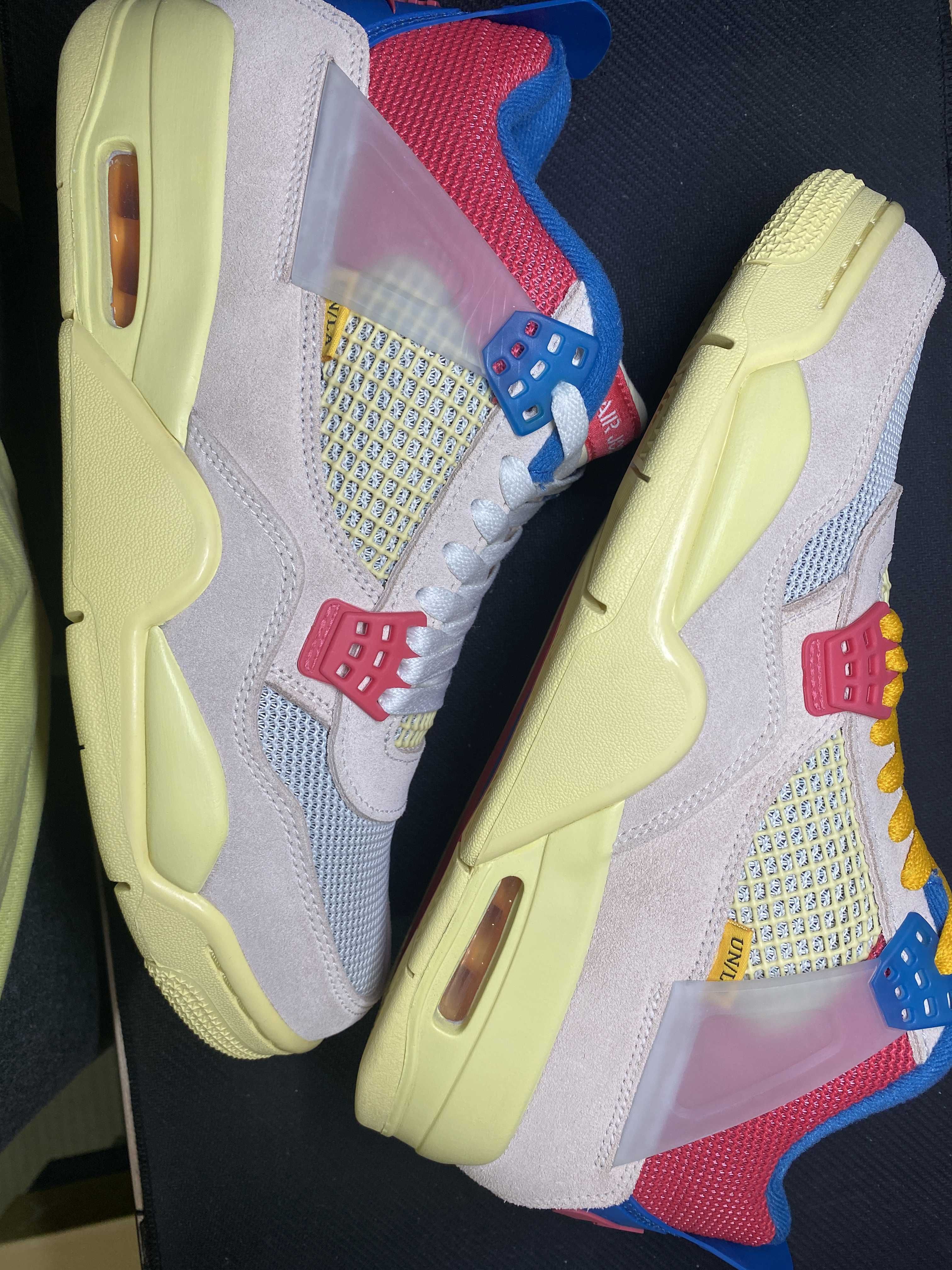 UNION × Nike Air Jordan 4 SP "Guava Ice/Light Fusion Red"