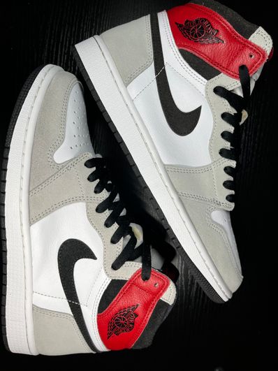 Nike Air Jordan 1 High OG "White/Black/Light Smoke Grey"