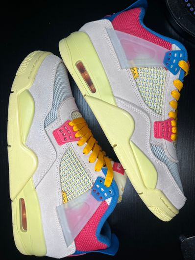 UNION × Nike Air Jordan 4 SP "Guava Ice/Light Fusion Red"