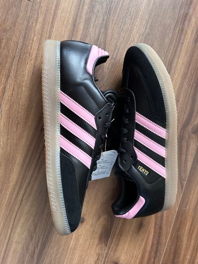 Inter Miami CF × adidas Samba "Core Black/Light Pink/Gum"