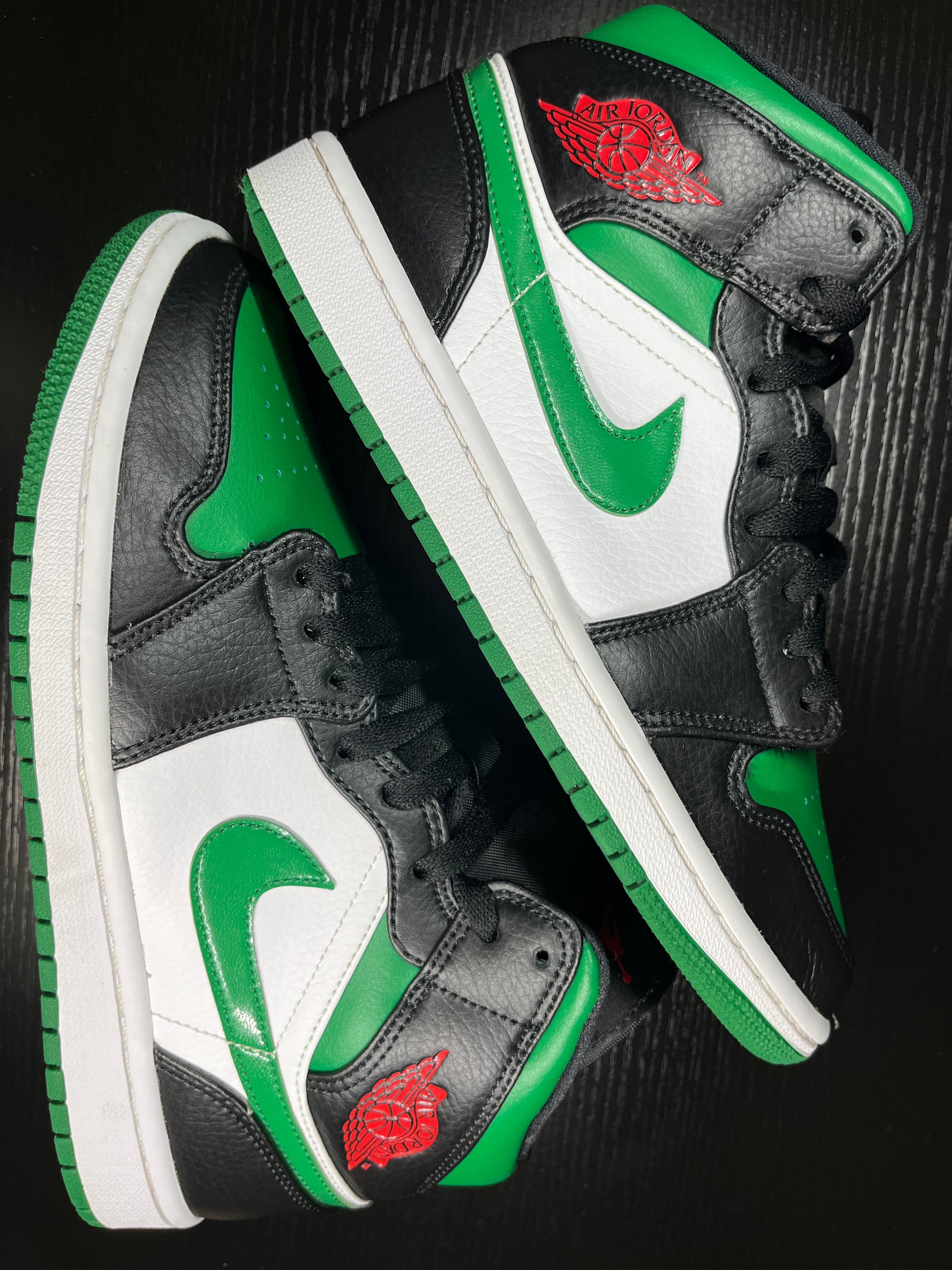 NIKE AIR JORDAN 1 MID "PINE GREEN"