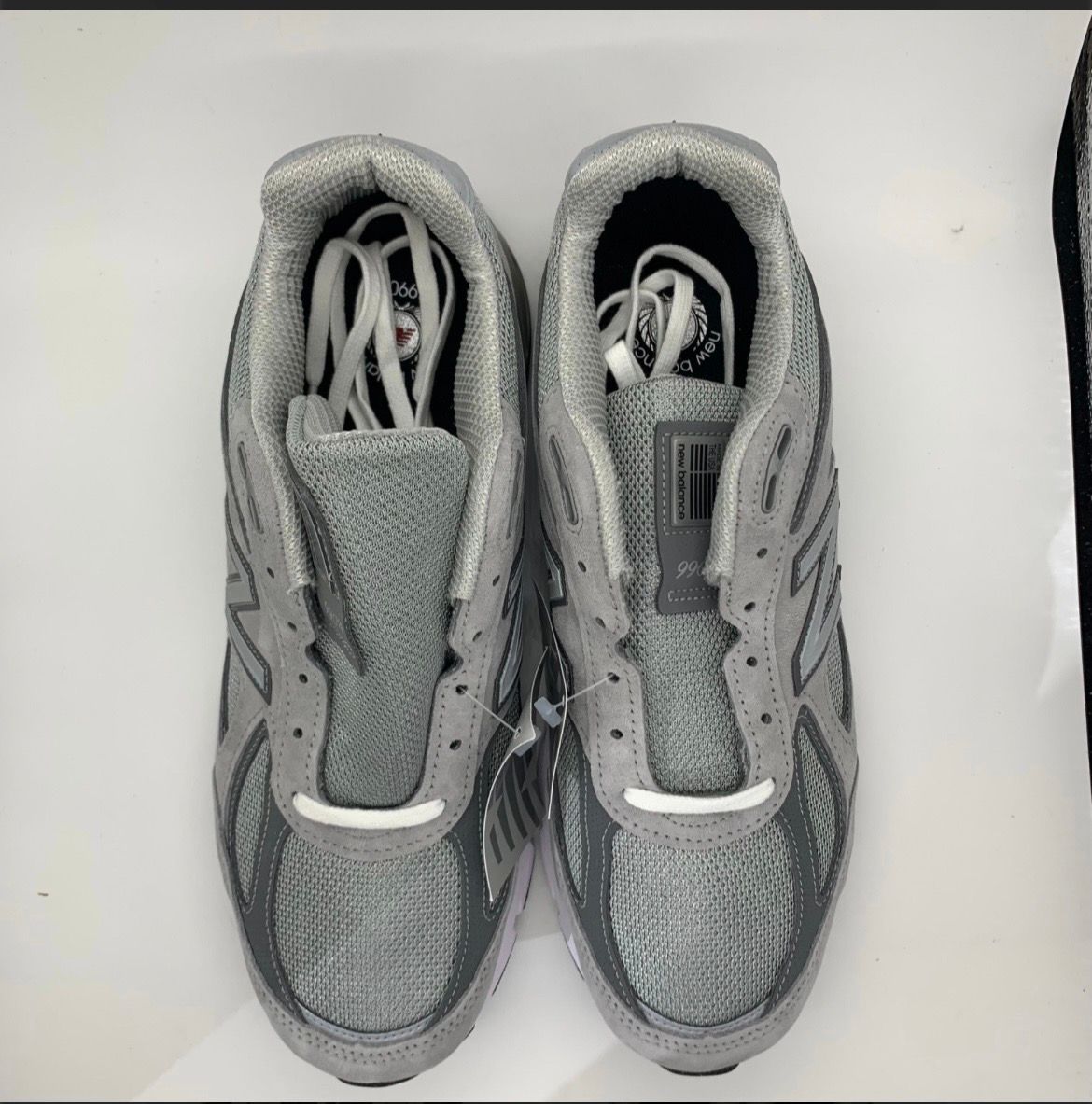 New Balance 990V4 "Grey Silver"