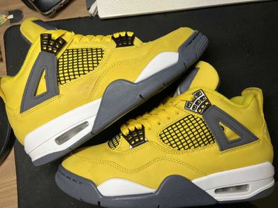 Nike Air Jordan 4 "Tour Yellow"