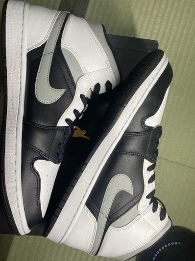 NIKE AIR JORDAN 1 MID "WHITE SHADOW"