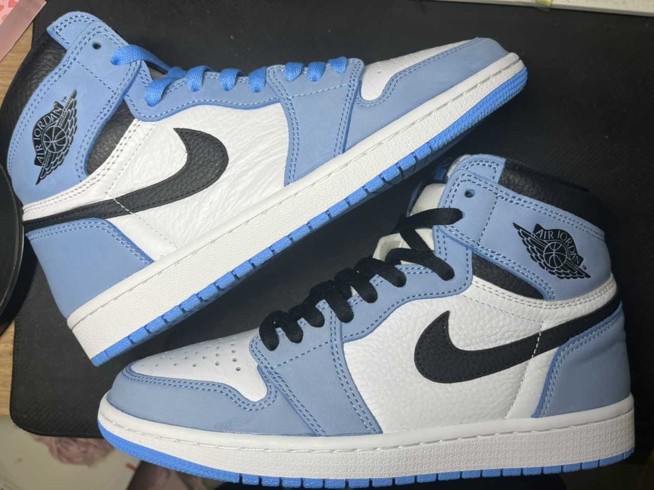 Nike Air Jordan 1 High OG "University Blue"