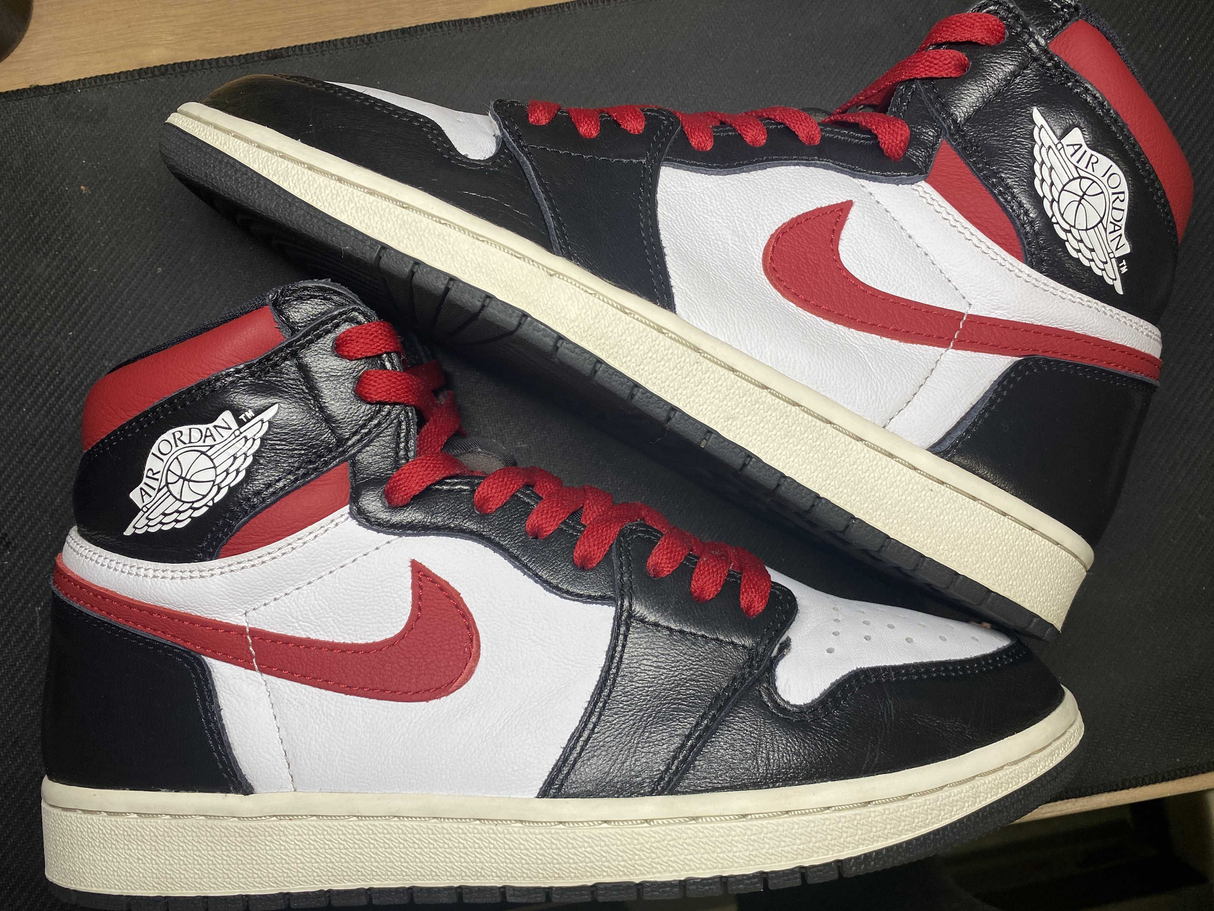 Nike Air Jordan 1 Retro High "Black/White/Sail/Gym Red"