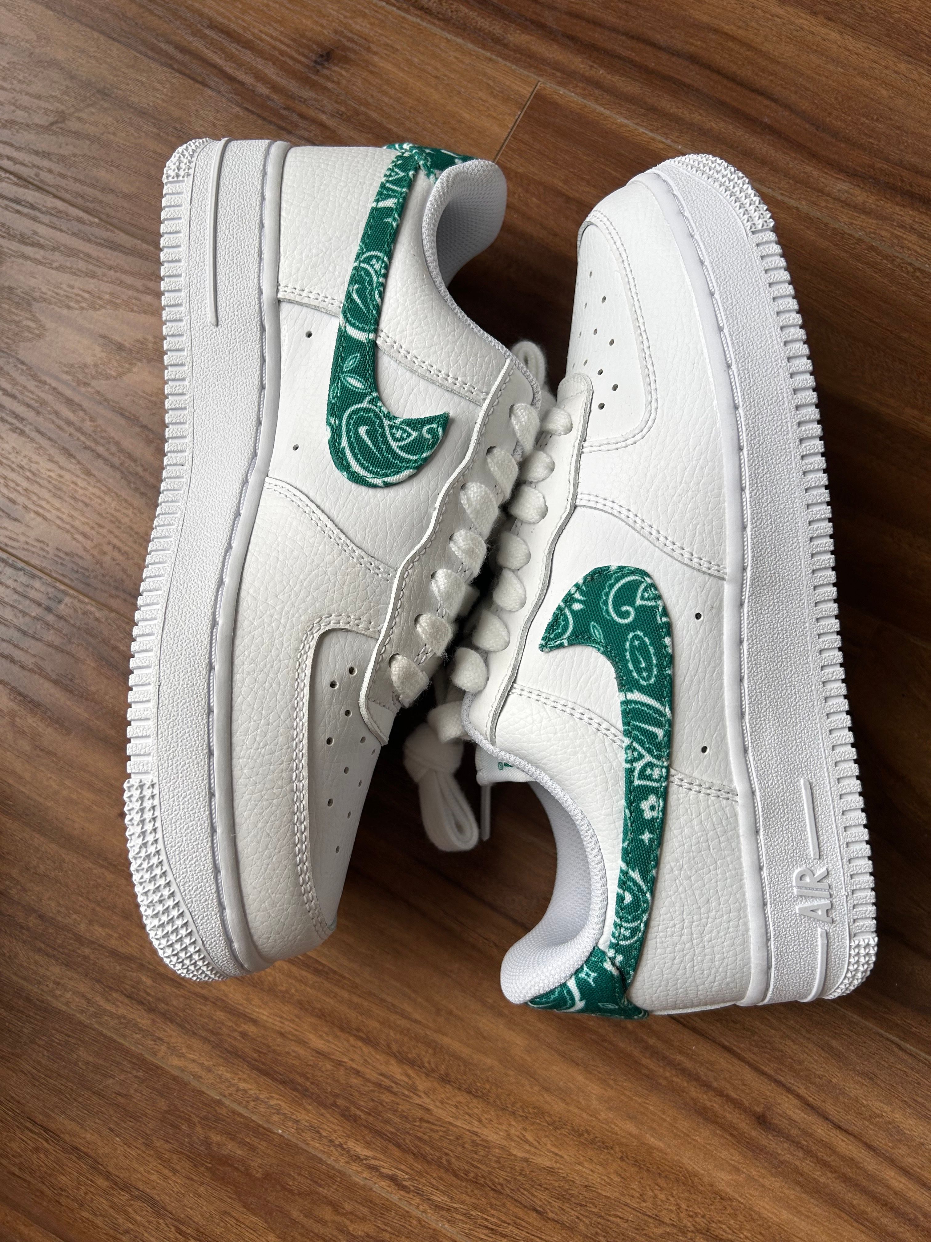 Nike Women's Air Force 1 Low '07 Essential "Green Paisley"