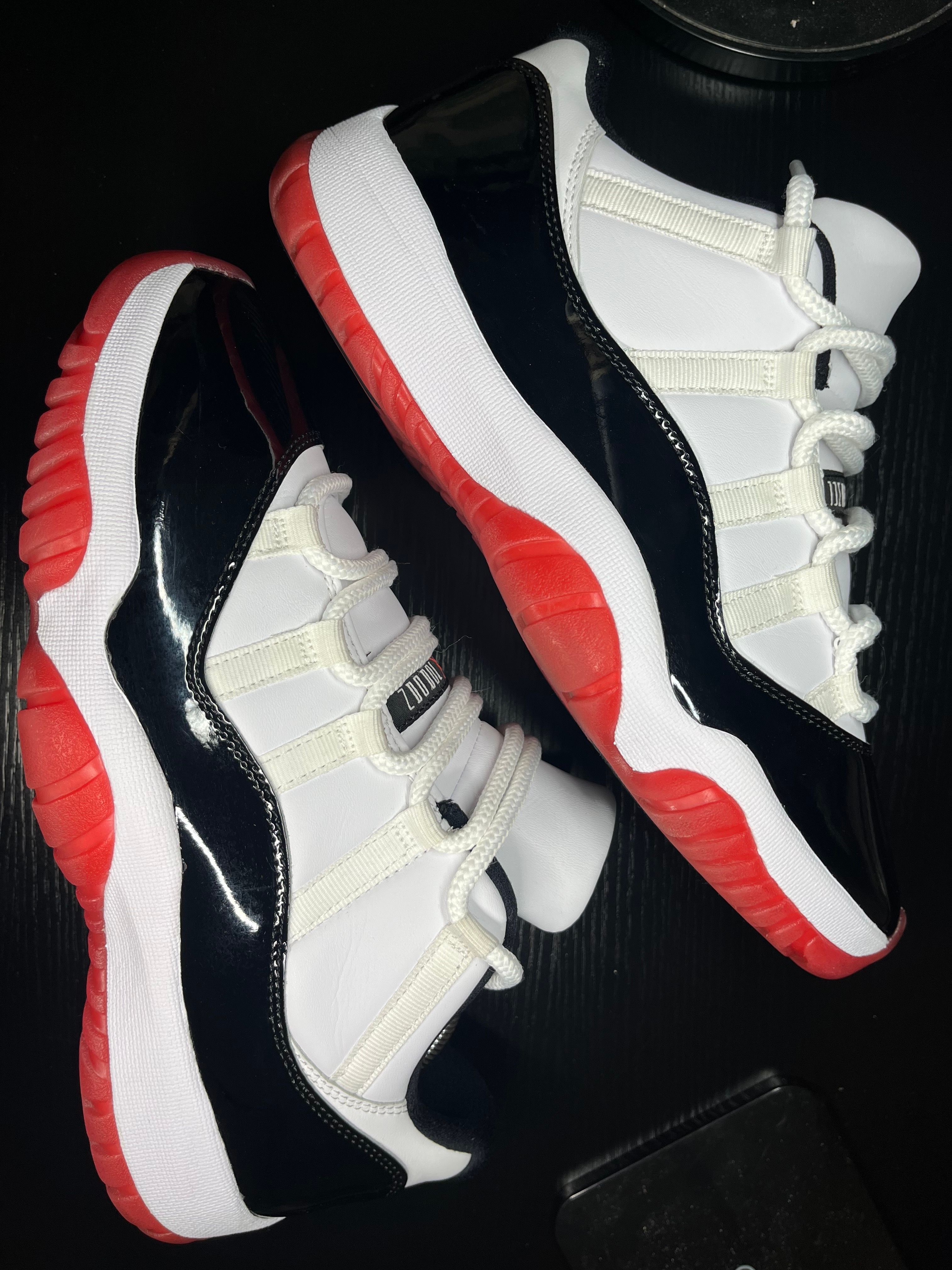 Nike Air Jordan 11 Low "Gym Red"