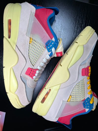 UNION × Nike Air Jordan 4 SP "Guava Ice/Light Fusion Red"