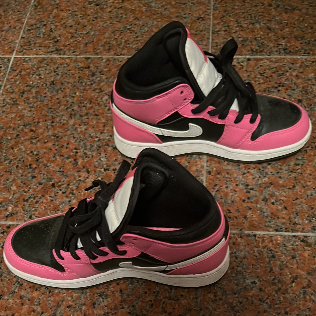 Nike GS Air Jordan 1 Mid "Pinksicle"