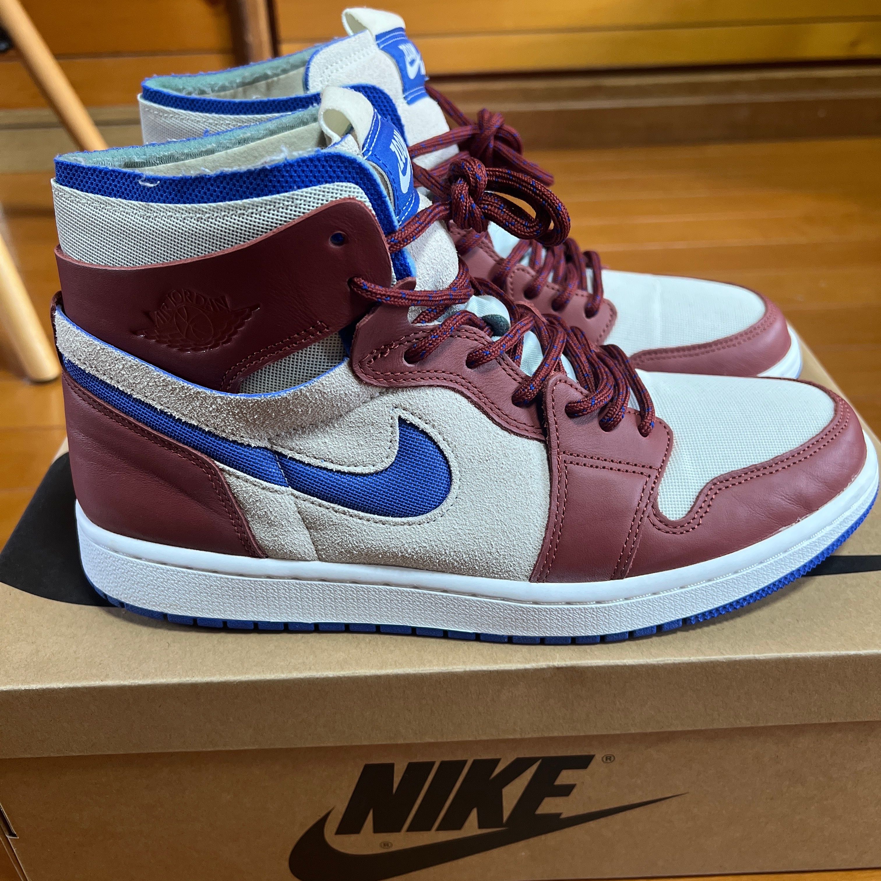 Nike Women's Air Jordan 1 High Zoom Comfort "Team Red"