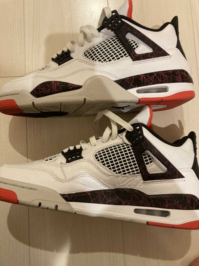 Nike Air Jordan 4 Retro "Flight Nostalgia"