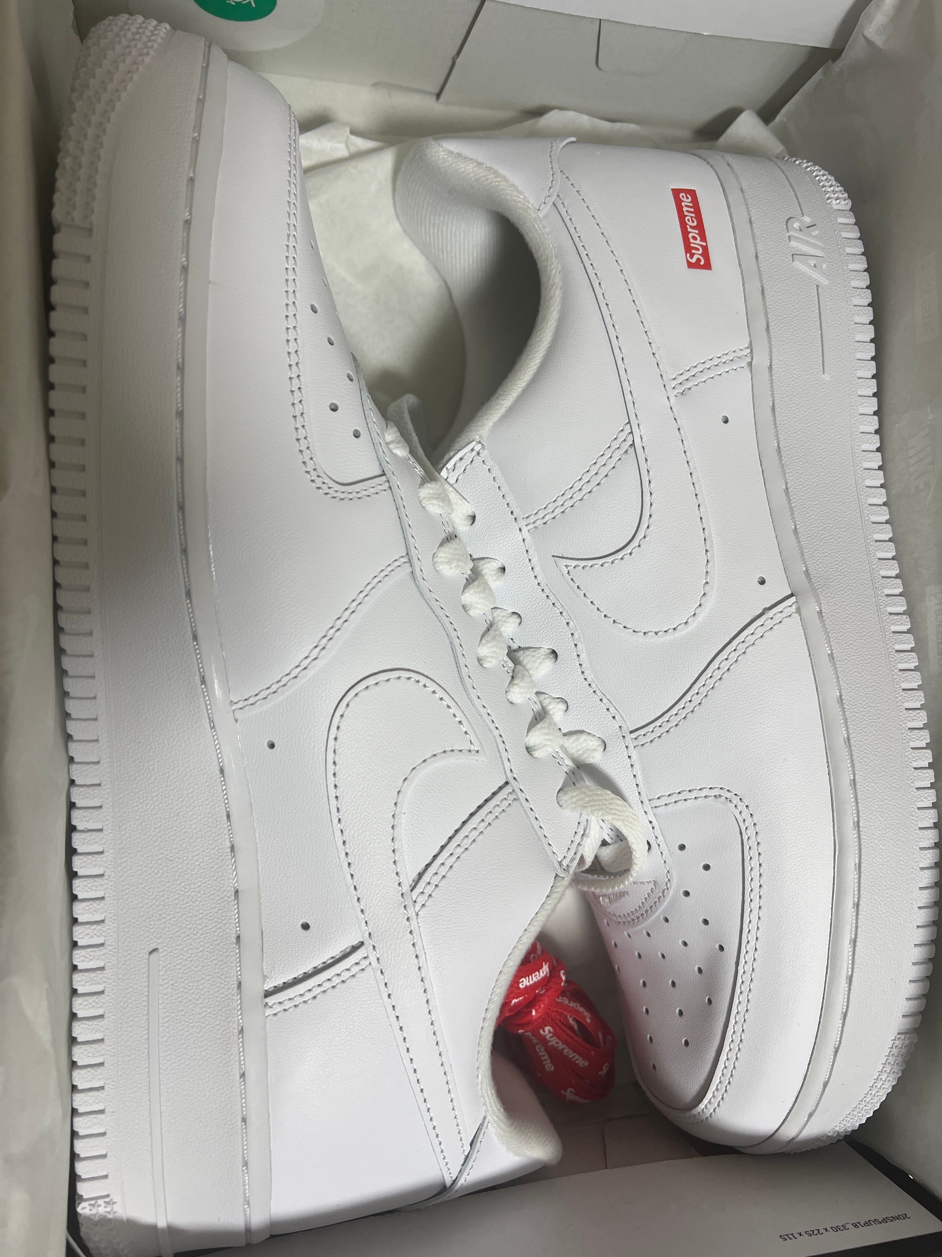 Supreme × Nike Air Force 1 Low "White"