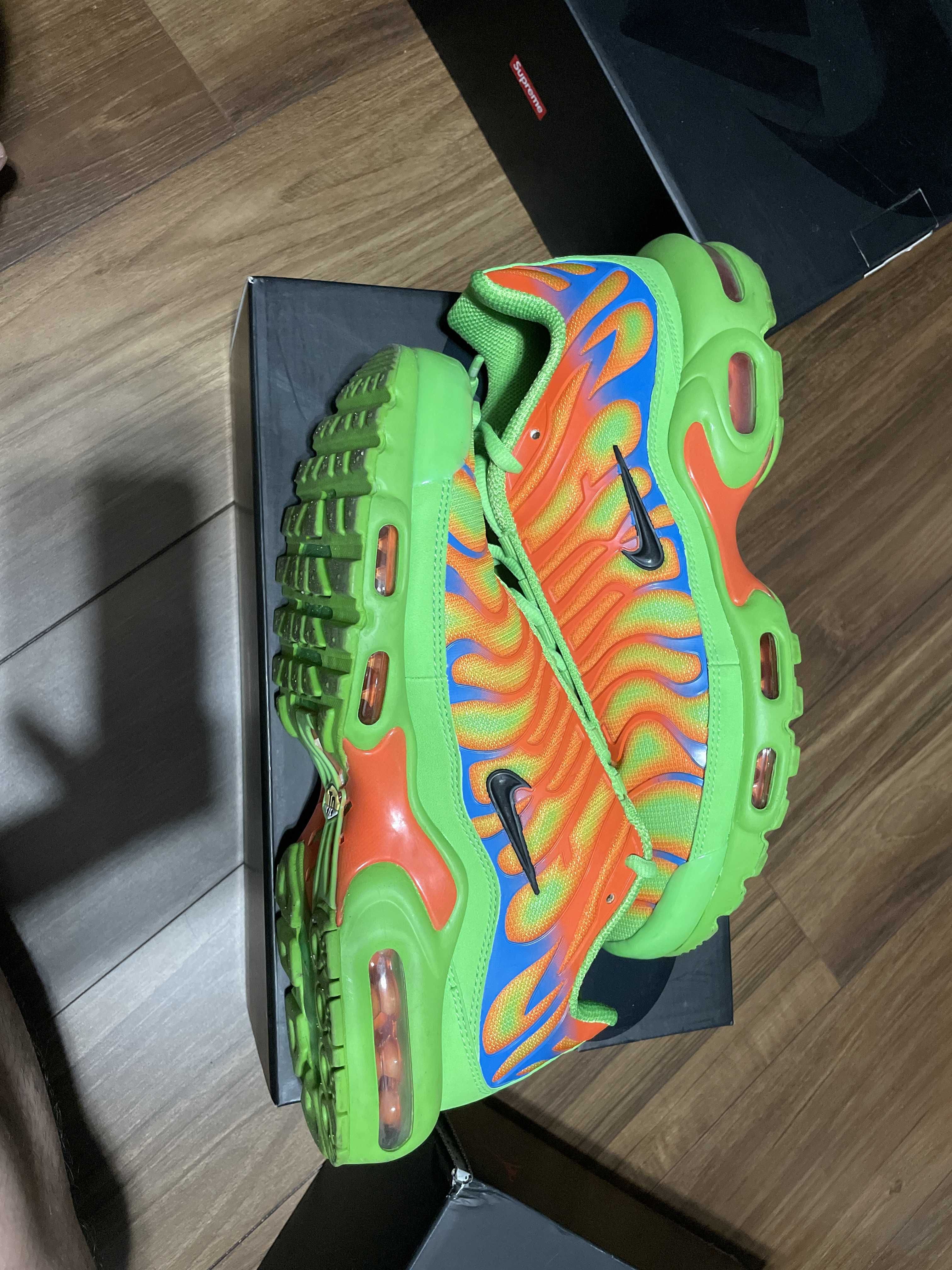 Supreme × Air Max Plus TN "Mean Green"