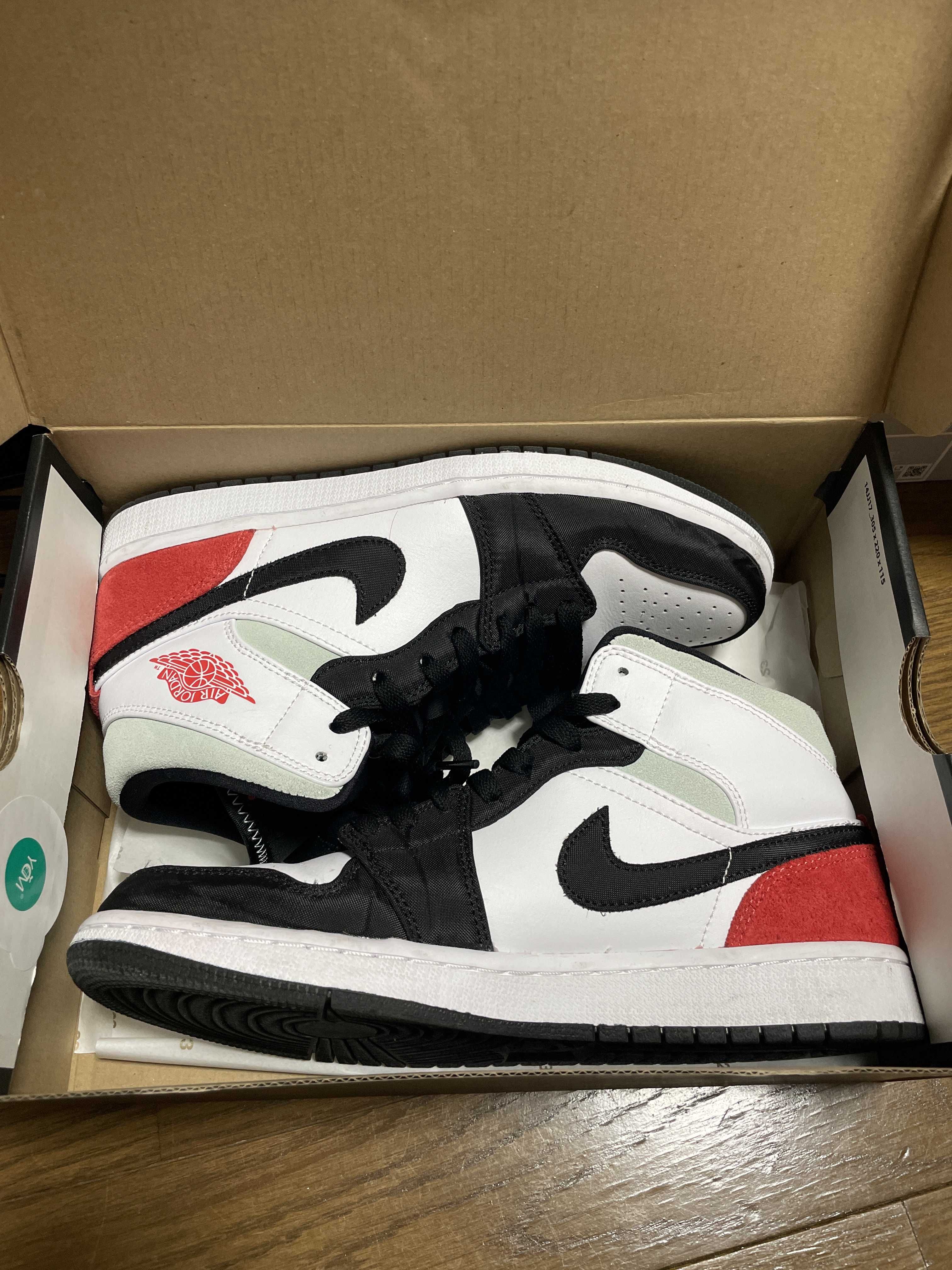 Nike Air Jordan 1 Mid SE "Black/Red/White"