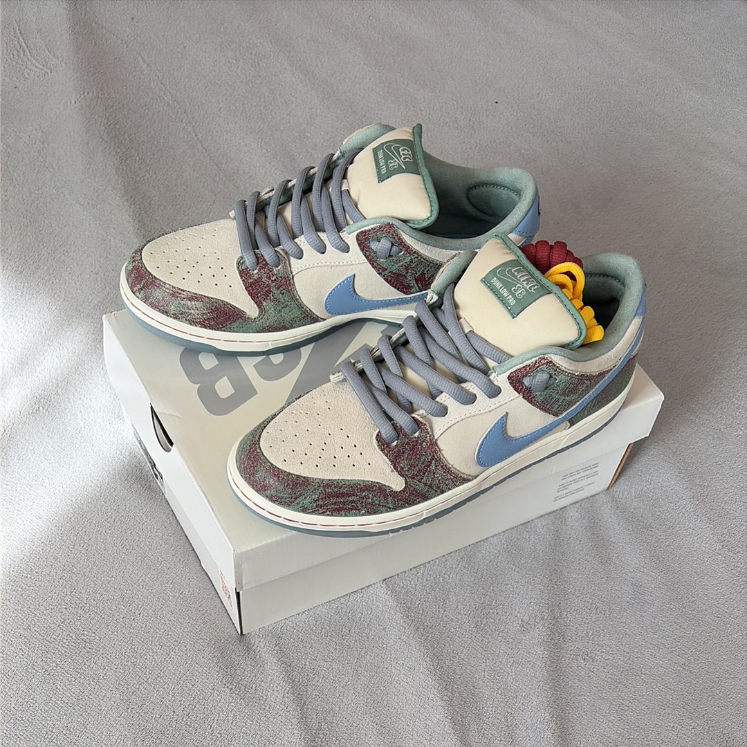Crenshaw Skate Club × Nike SB Dunk Low PRO QS "Sail/Light Blue-Cedar"