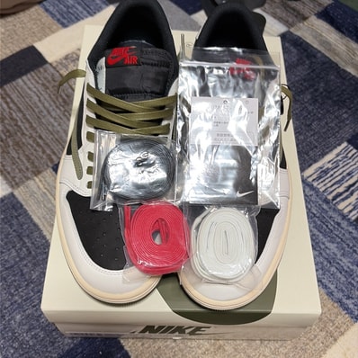 Travis Scott × Nike Women's Air Jordan 1 Low OG "Medium Olive"
