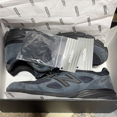 JJJJound × New Balance 990V4 "Navy"