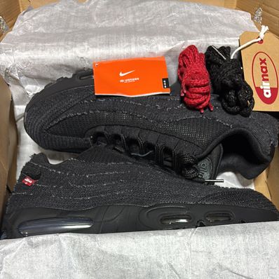 Levi's × Nike Air Max 95 OG "Denim Black"