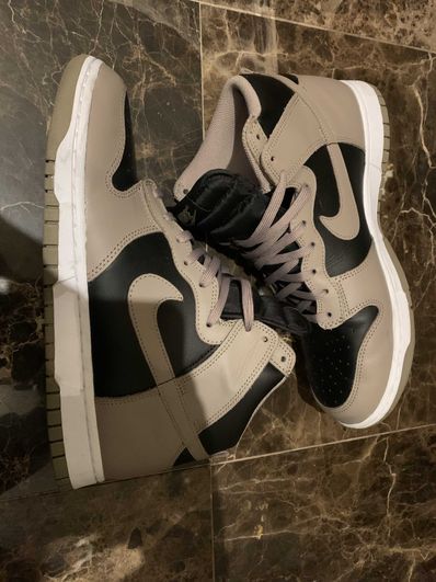 Nike Women's Dunk High "Moon Fossil"