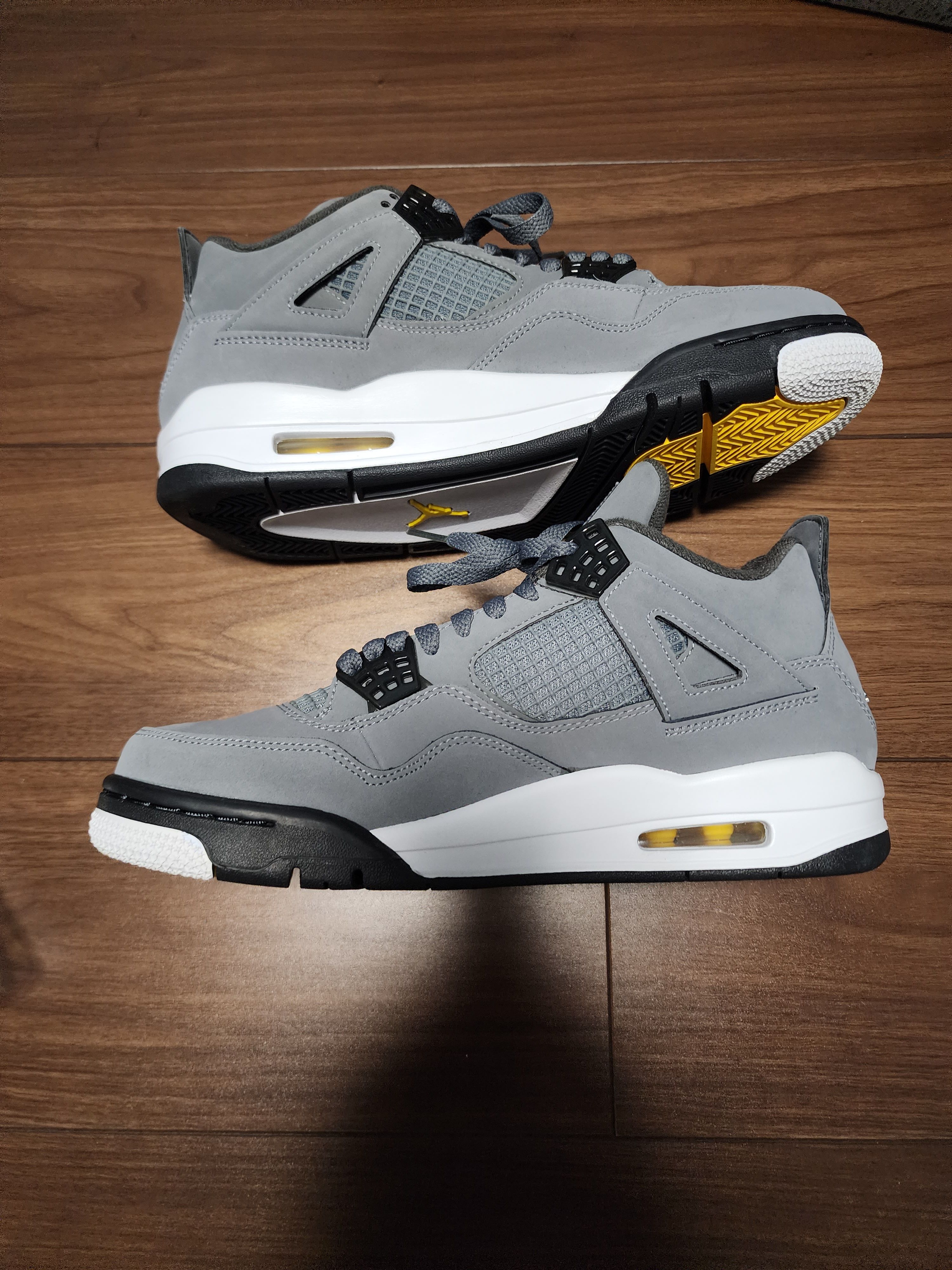 Nike Air Jordan 4 "Cool Grey"