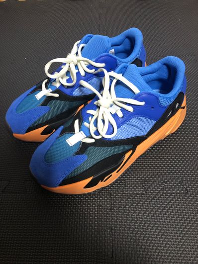 adidas YEEZY Boost 700 "Bright Blue"