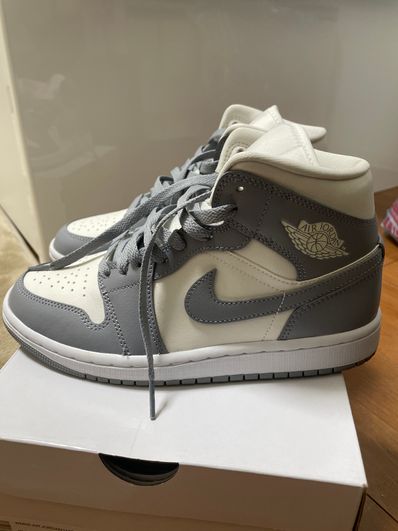 Nike Women's Air Jordan 1 Mid "Grey/Sail"
