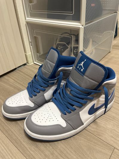 Nike Air Jordan 1 Mid "True Blue"