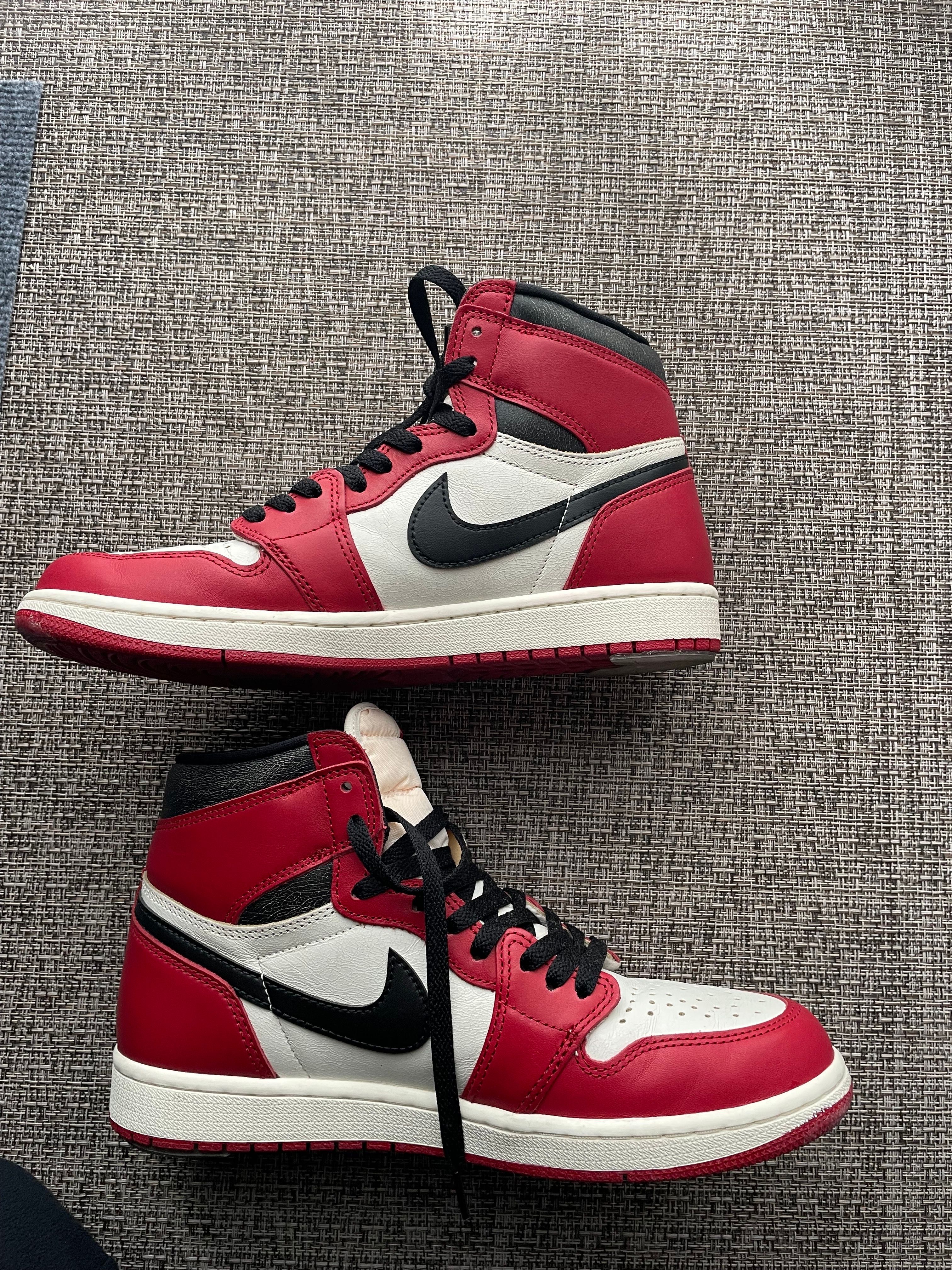 Nike Air Jordan 1 High OG "Lost & Found/Chicago"