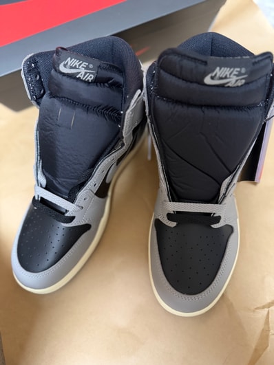 Nike Air Jordan 1 High '85 "Reverse Shadow"