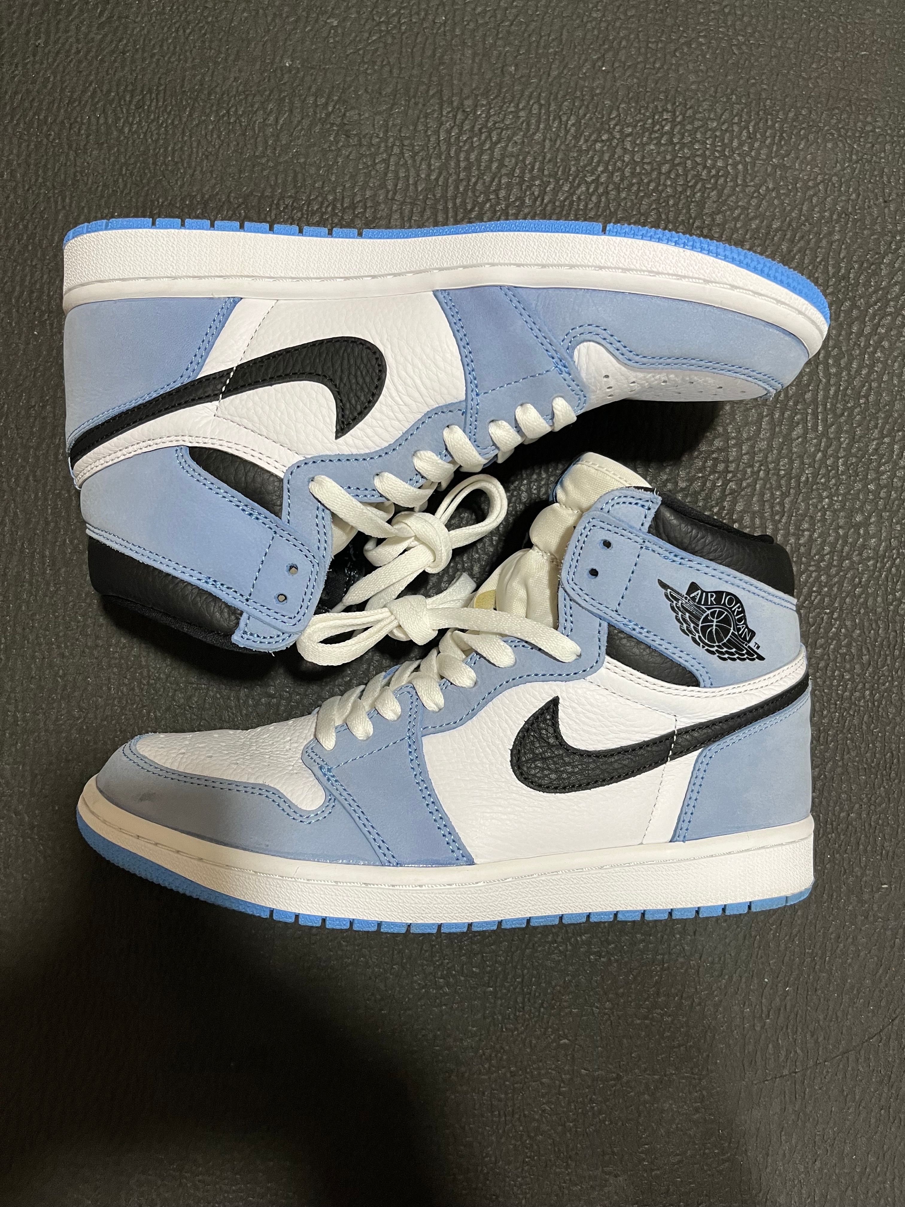 Nike Air Jordan 1 High OG "University Blue"