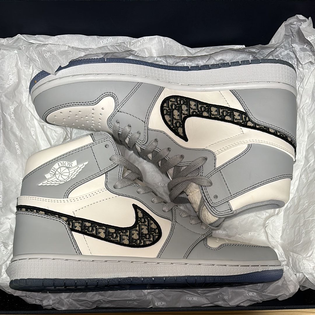Dior × Nike Air Jordan 1 High OG "DIOR"