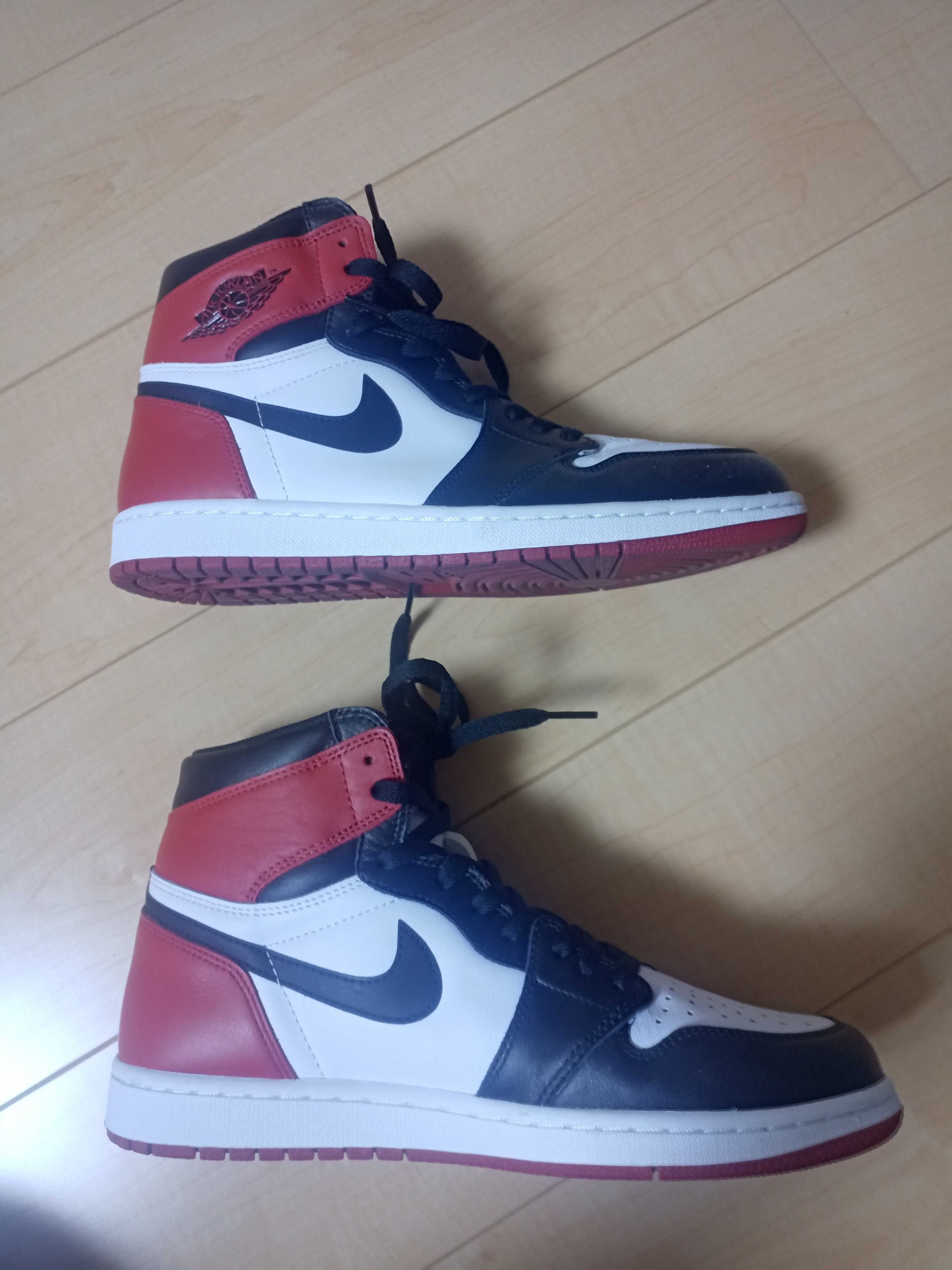 Nike Air Jordan 1 Retro High OG "Black Toe"(2016)