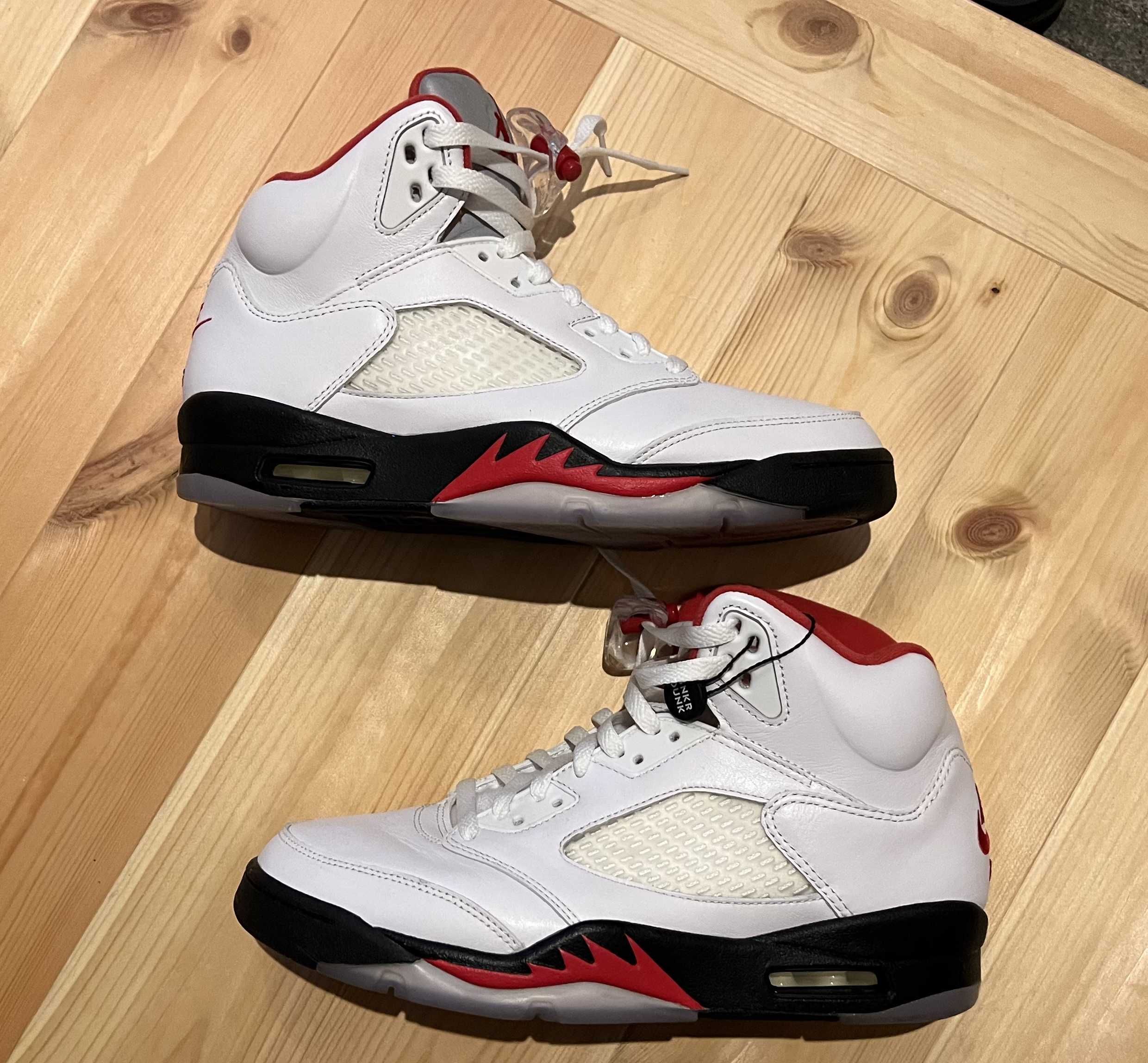 Nike Air Jordan 5 Retro "Fire Red" (2020)