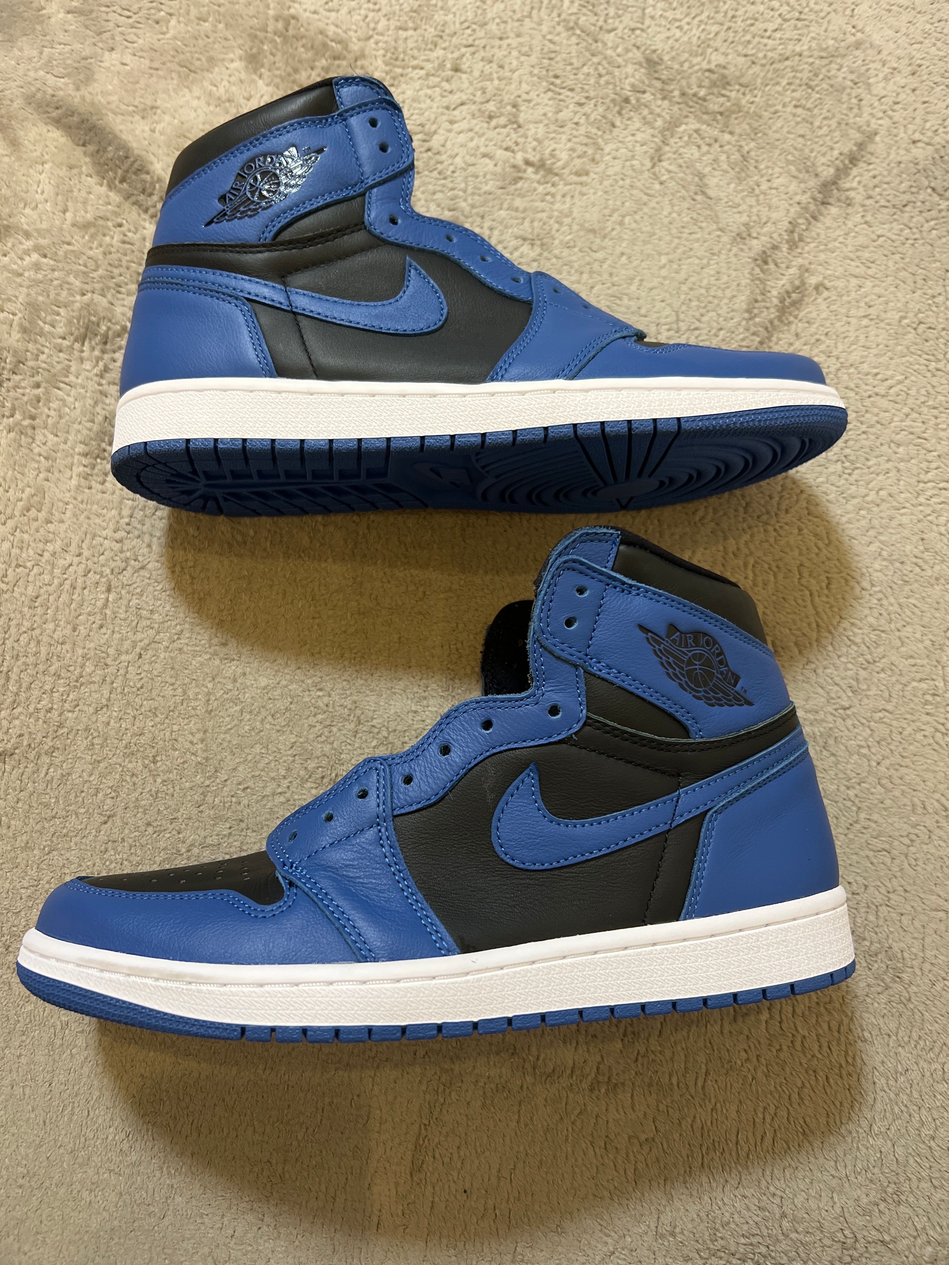 Nike Air Jordan 1 Retro High OG "Dark Marina Blue"
