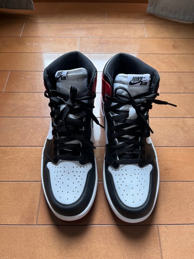 Nike Air Jordan 1 Retro High OG "Black Toe"