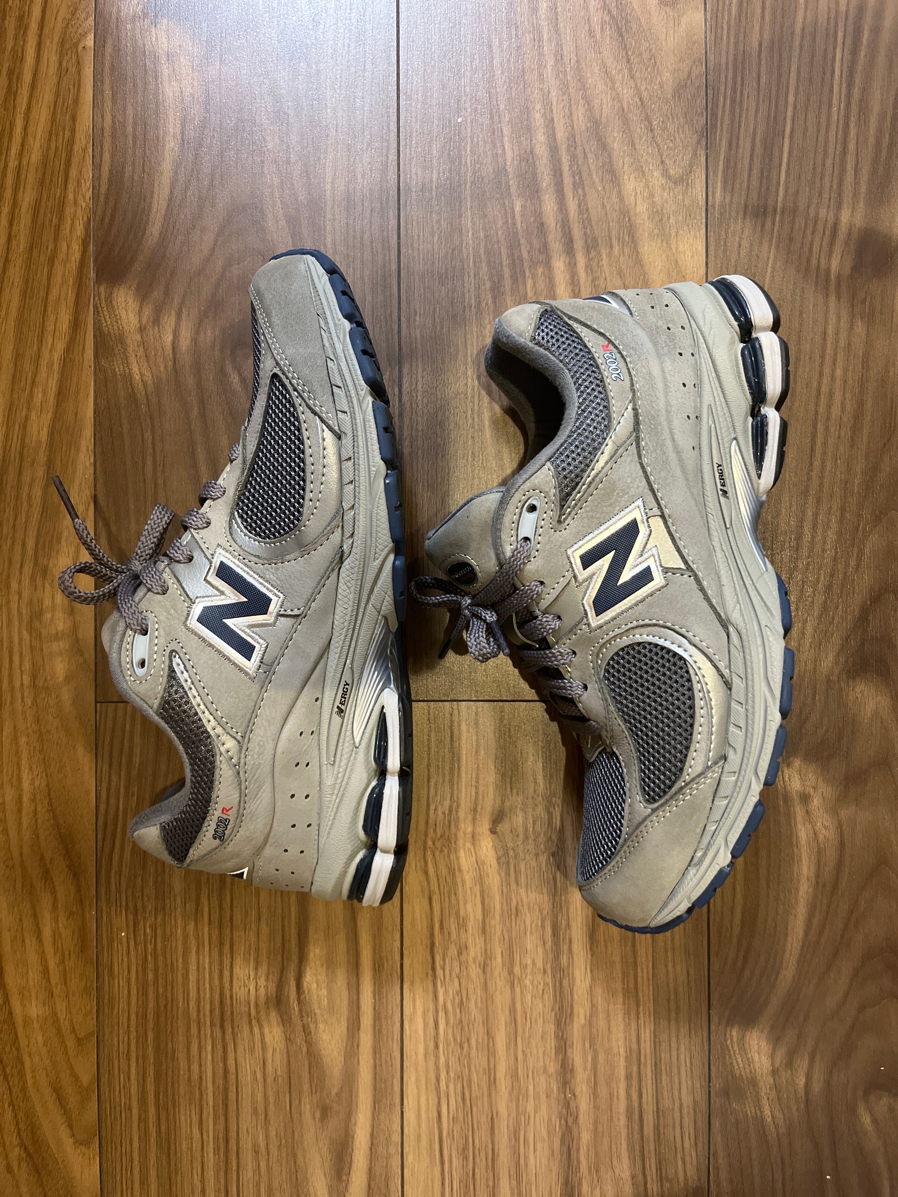 New Balance 2002R "Gray"