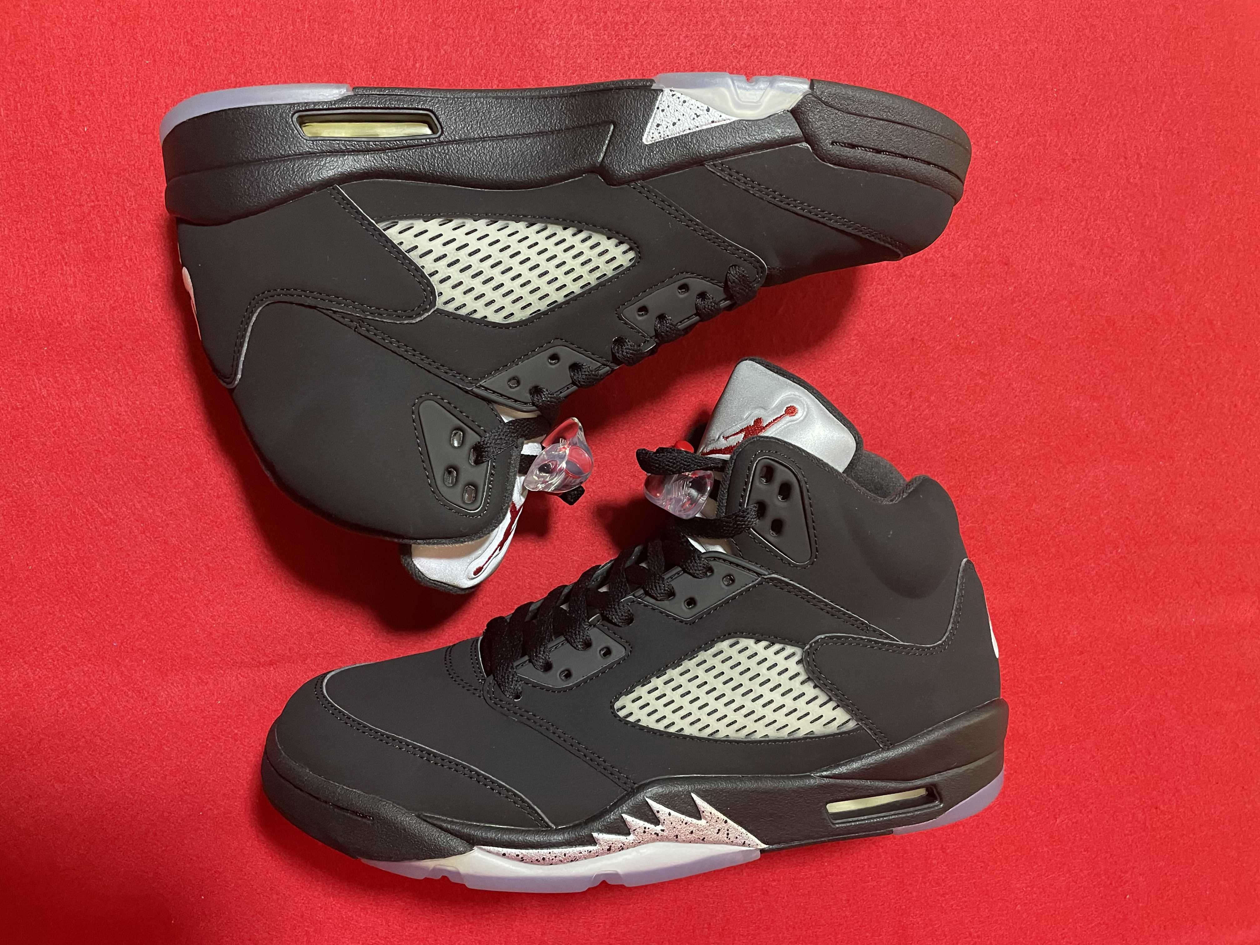 Nike Air Jordan 5 Retro OG "Black/Fire Red/Metallic Silver/White" (2016)