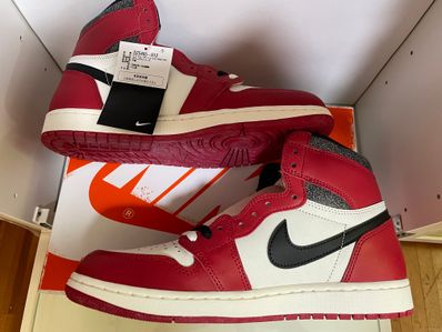 Nike Air Jordan 1 High OG "Lost & Found/Chicago"