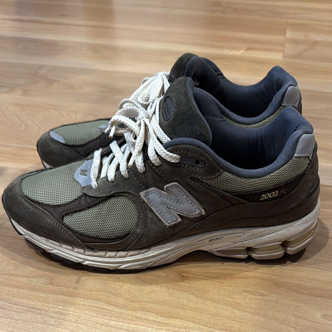 New Balance 2002R "Olive Brown"