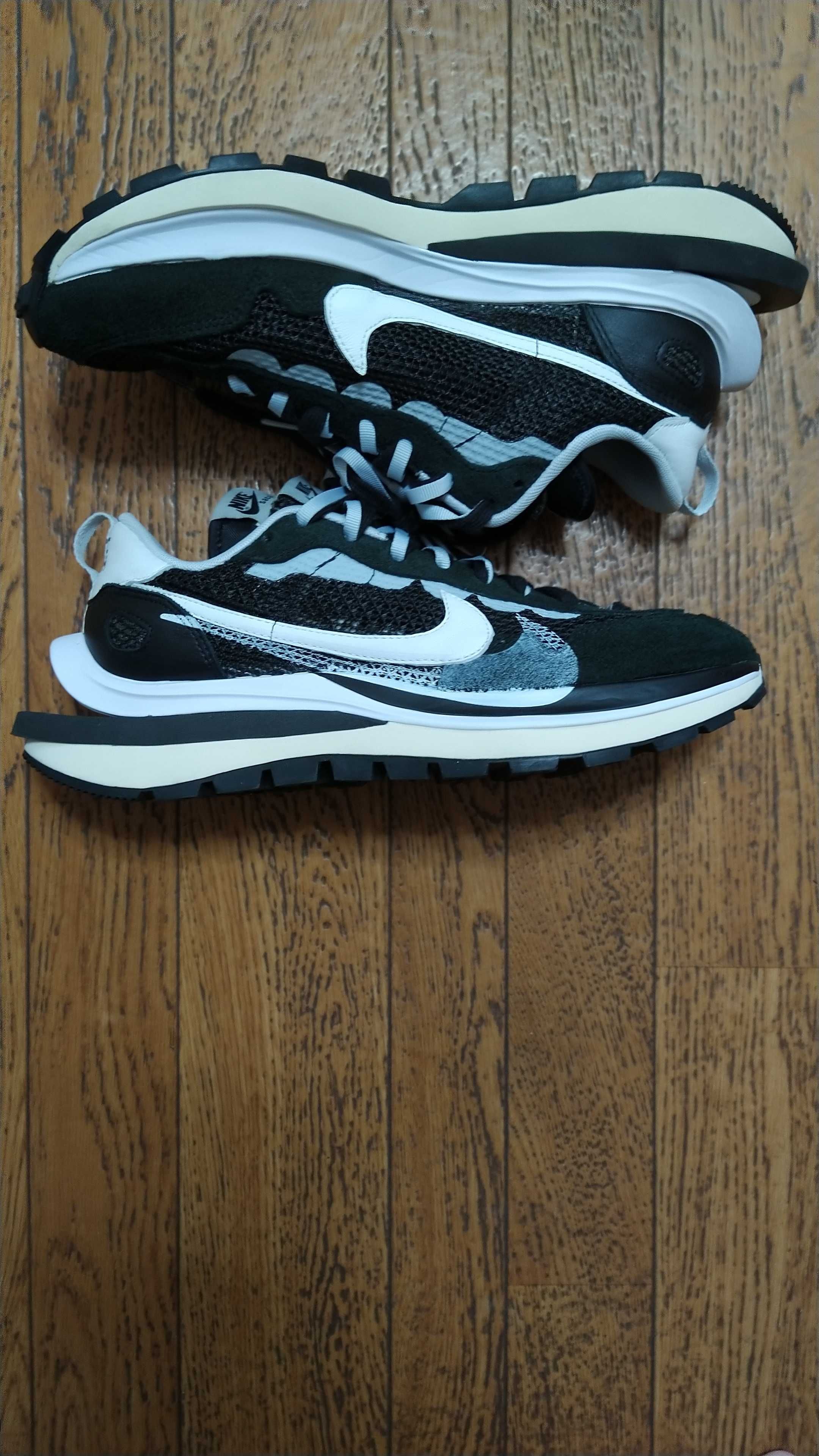 sacai × Nike Vapor Waffle "Black and White"