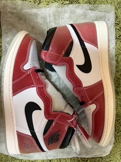 Trophy Room × Nike Air Jordan 1 Retro High OG "Chicago"