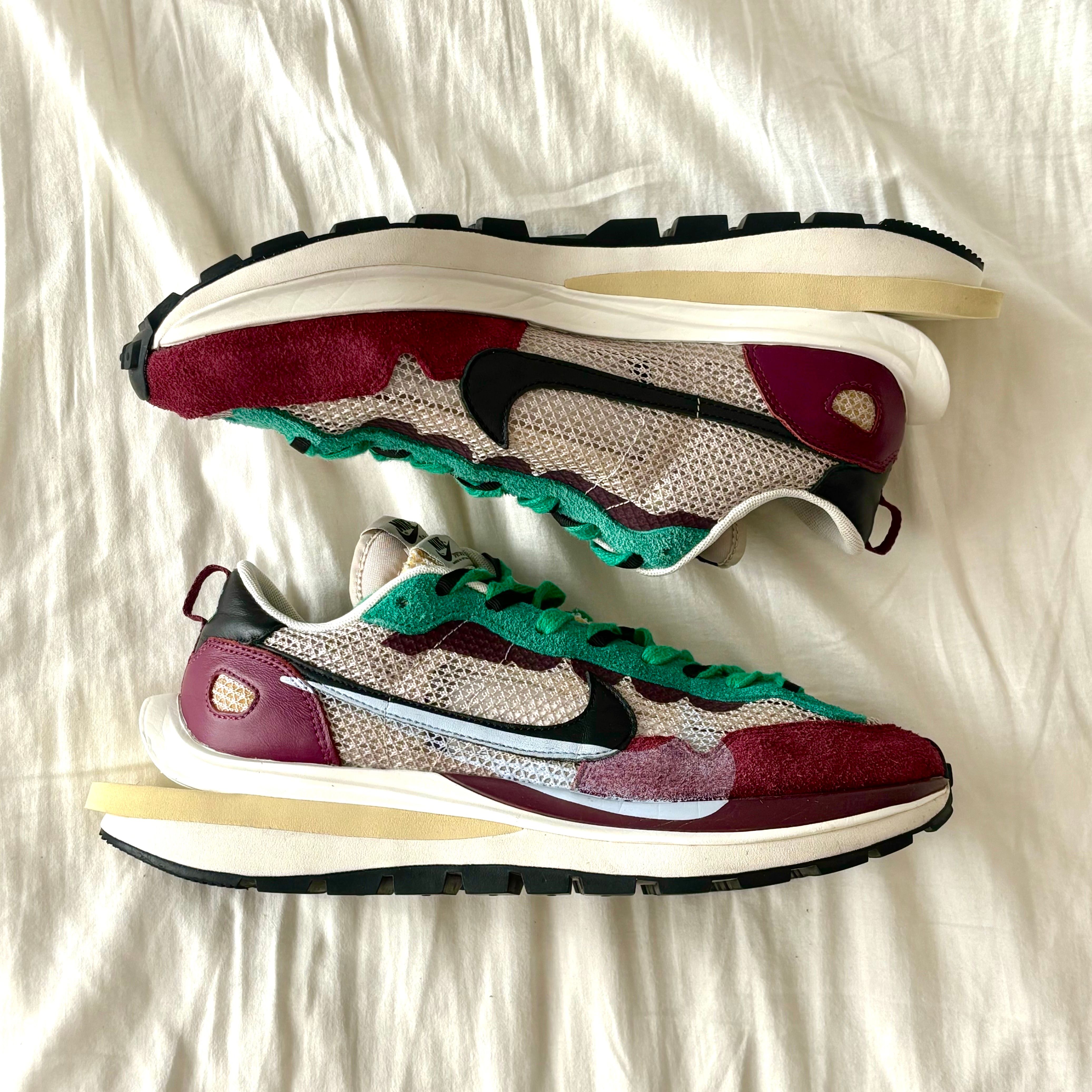 sacai × Nike Vapor Waffle "String/Red/Green"
