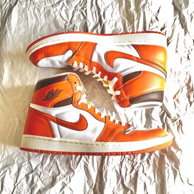 Nike Women's Air Jordan 1 High OG "Starfish"