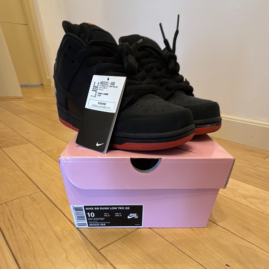 Nike SB Dunk Low TRD QS "Black Pigeon"