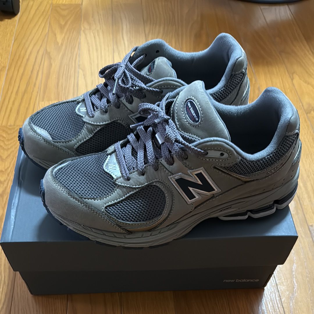 New Balance 2002R "Gray"