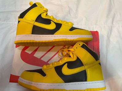Nike Dunk High "Black/Varsity Maize"