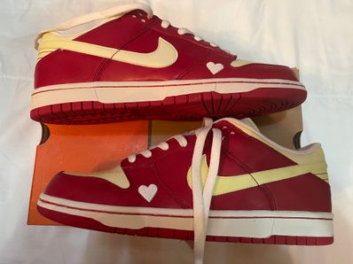 Nike Women's Dunk Low "Valentine Day"