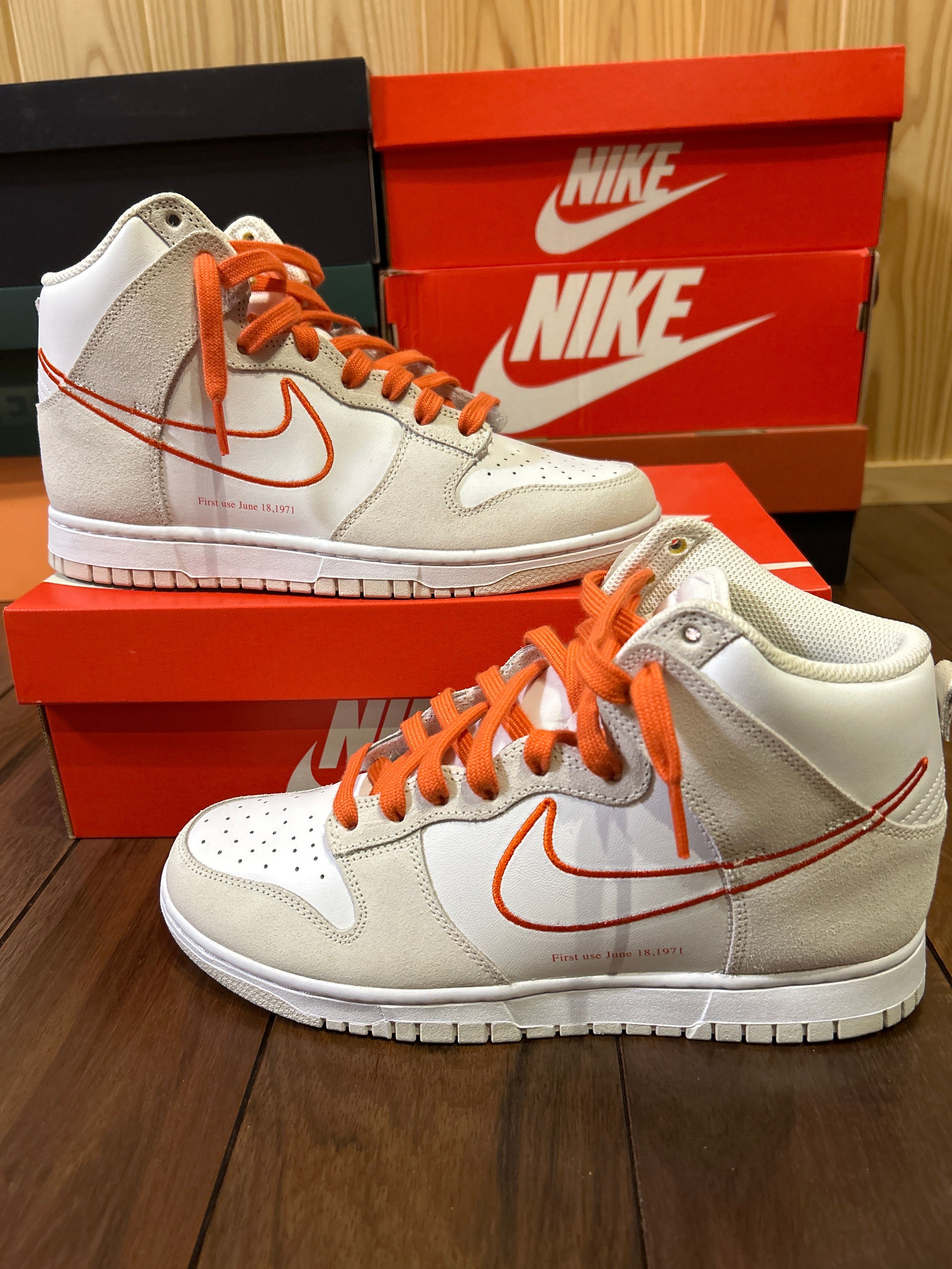 NIKE Women's DUNK HIGH SE FIRST USE "WHITE/ORANGE"