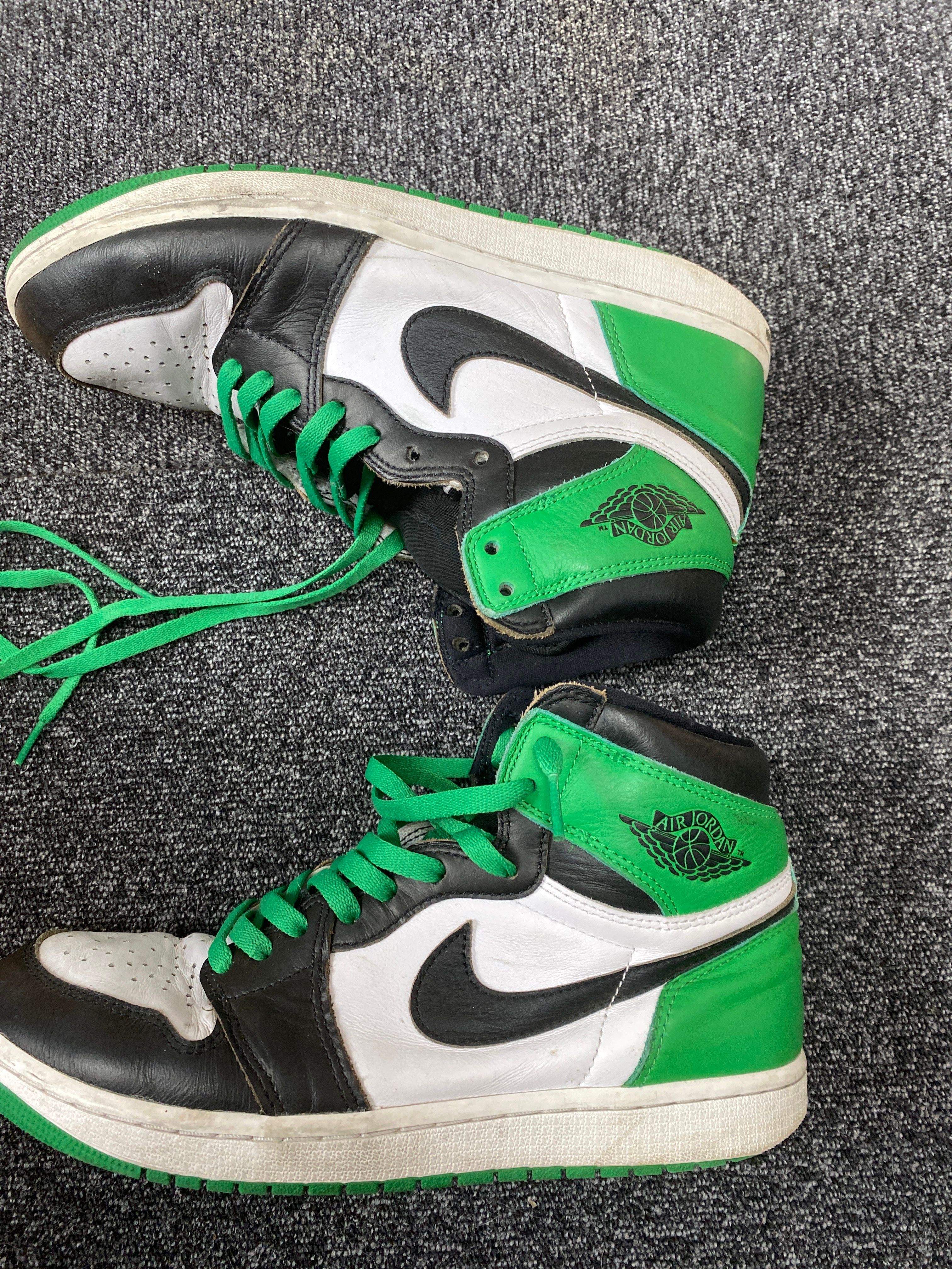 Nike Air Jordan 1 Retro High OG "Celtics/Black and Lucky Green" (2023)